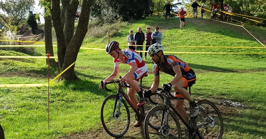 Le BMC en force au cyclo-cross de Nîmes (30), ramène une victoire !