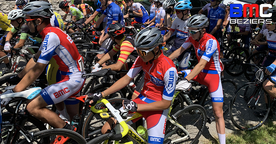 Un départ nerveux pour la première étape du tour PACA à Caille (06)