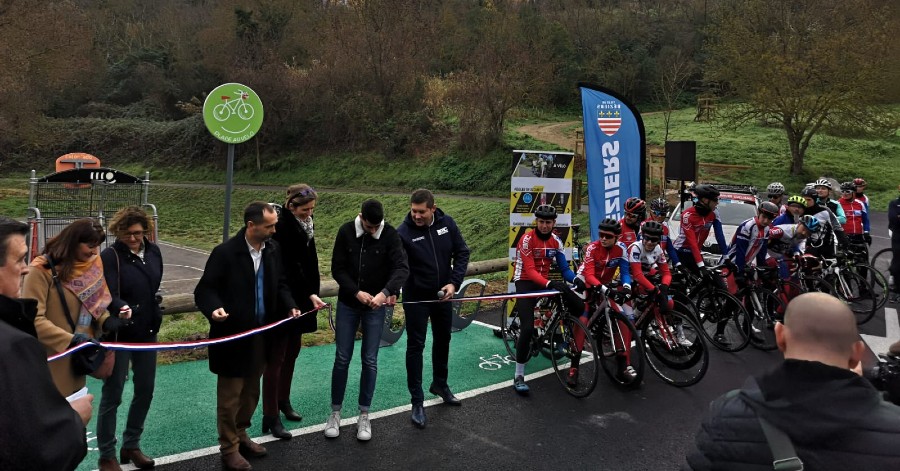 Vif succès pour l'inauguration de la nouvelle  Place du vélo 