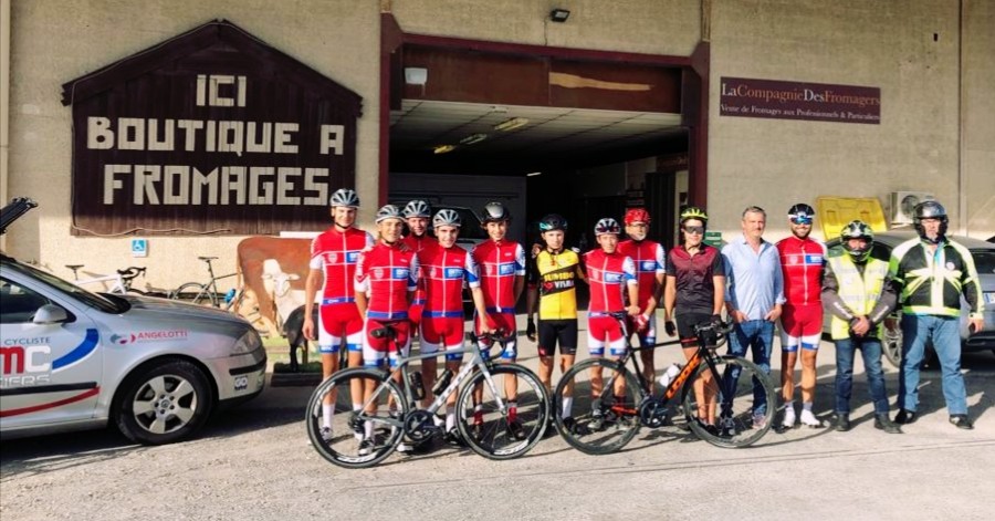 Le BMC Béziers rend visite à ses partenaires pendant l'entrainement !