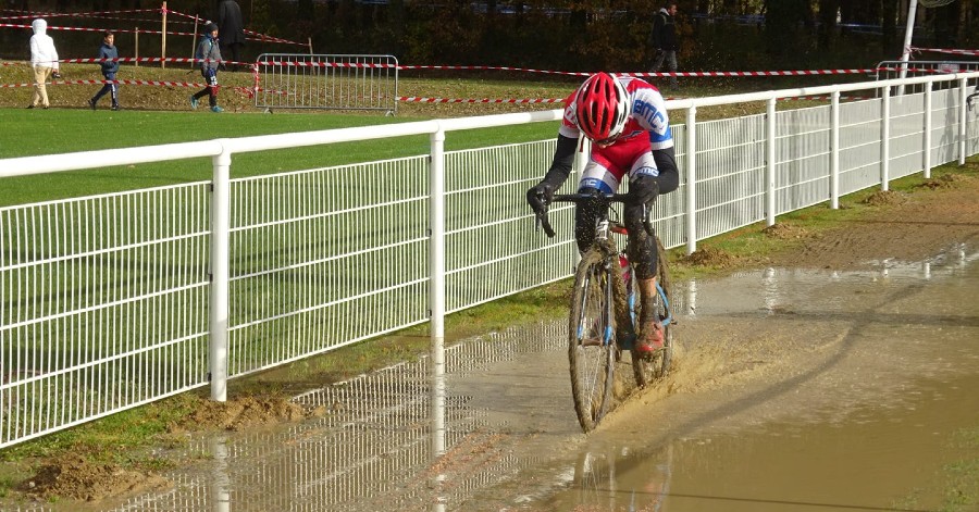 Gabriel Bour 8ème au cyclo-cross de Boulouc (31)